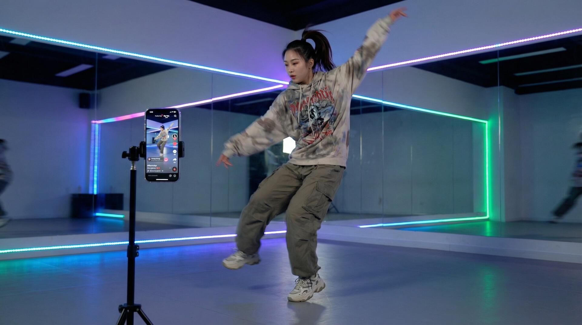 小马拉大车舞蹈视频